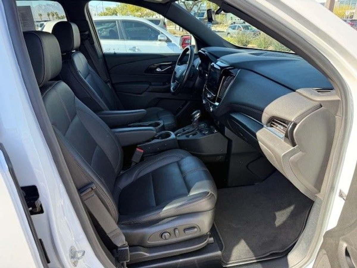 2022 CHEVROLET TRAVERSE - Image 18