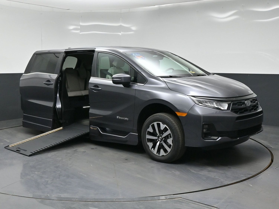 2026 Honda Odyssey EX-L's photo