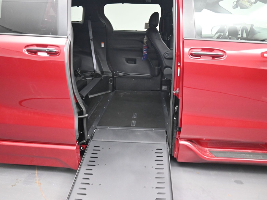 New 2026 Toyota Sienna Hybrid XSE Sport - BraunAbility Side Entry In Floor Automatic Ramp