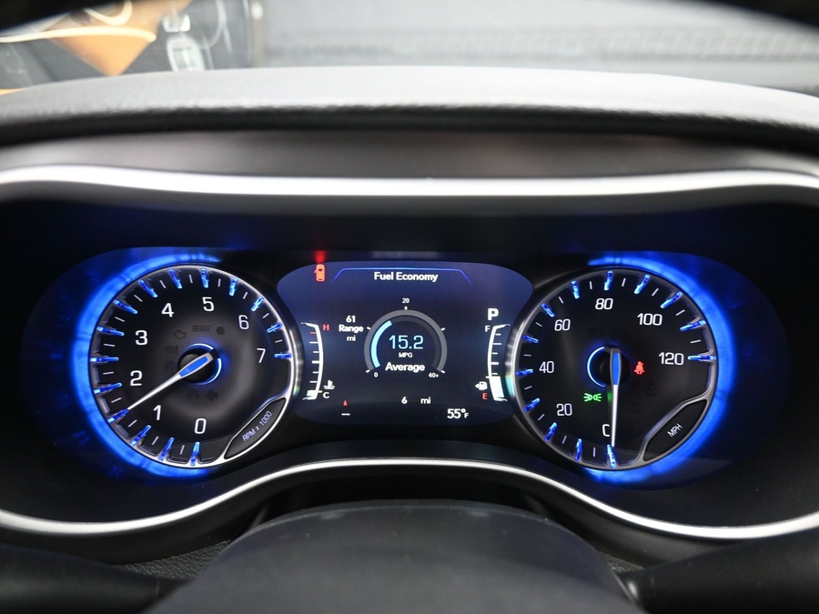 New 2026 Chrysler Pacifica Select Safety - BraunAbility Side Entry Entry Fold Out Automatic Ramp