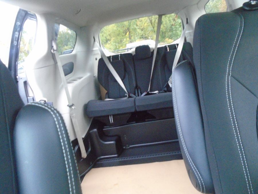 2022 CHRYSLER VOYAGER - Image 14