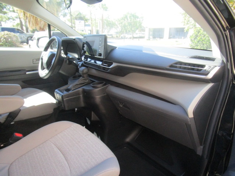 Used 2024 Toyota Sienna Hybrid LE Base - BraunAbility Side Entry Fold Out Automatic Ramp