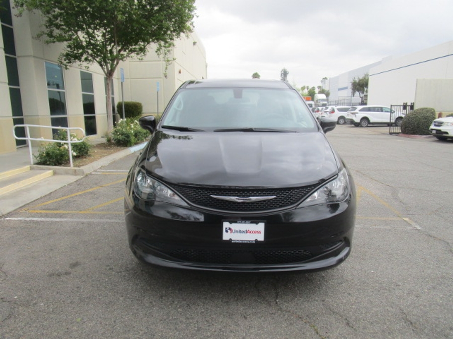 Used 2022 Chrysler Voyager LX - FR Conversions Rear Entry Entry Fold Out Manual Ramp