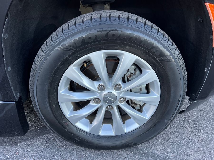 Used 2017 Chrysler Pacifica Touring L - VMI Side Entry Entry In Floor Automatic Ramp