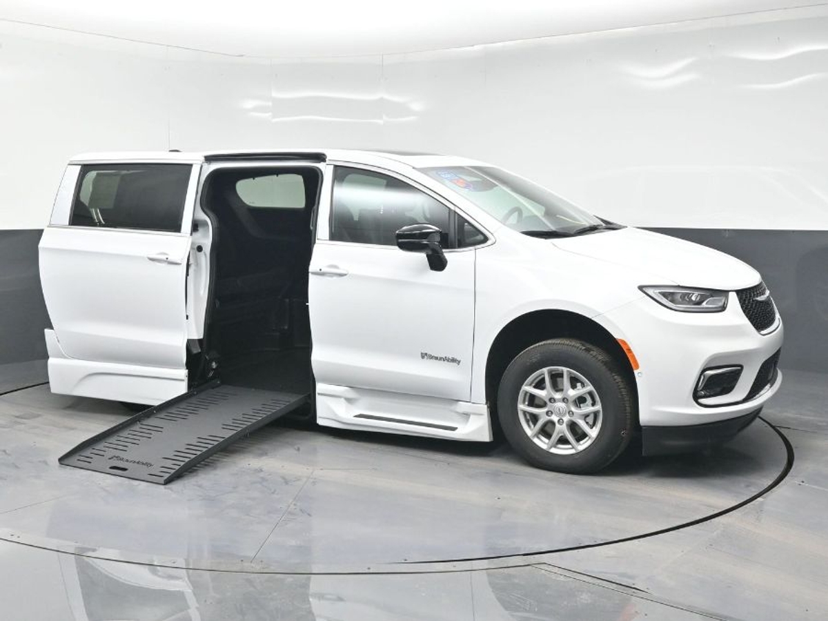 White Chrysler Pacifica with Side Entry Automatic Fold Out ramp