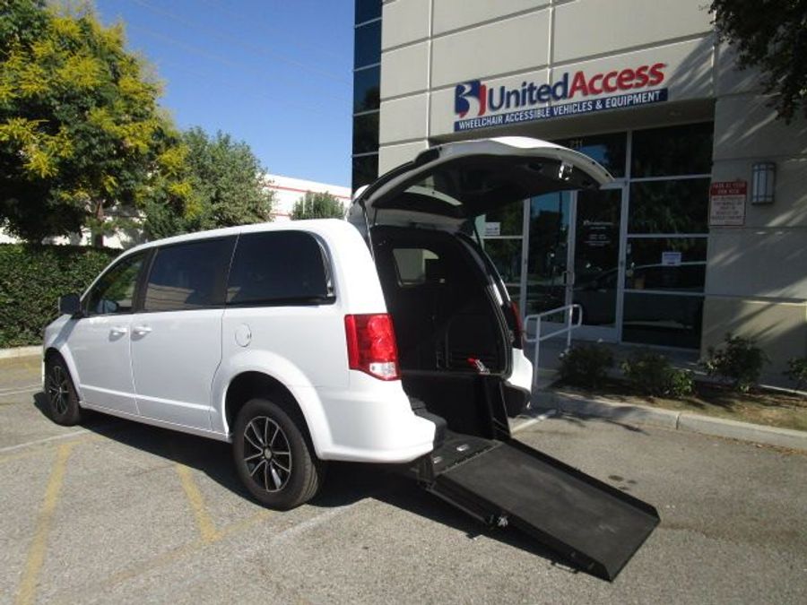 Used 2019 Dodge Grand Caravan GT - International Mobility Rear Entry Entry Fold Out Manual Ramp