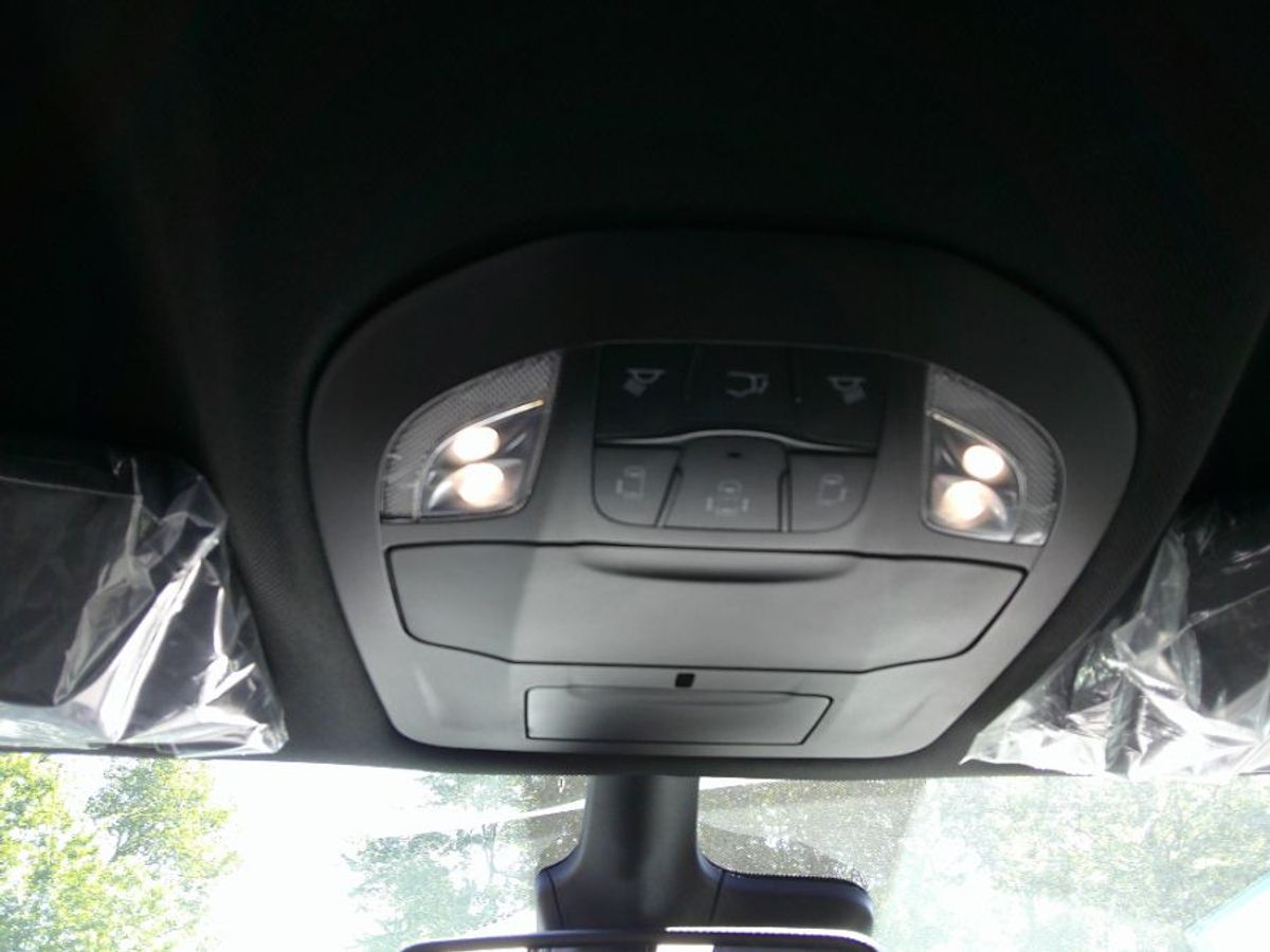 Grey Chrysler Pacifica image number 14