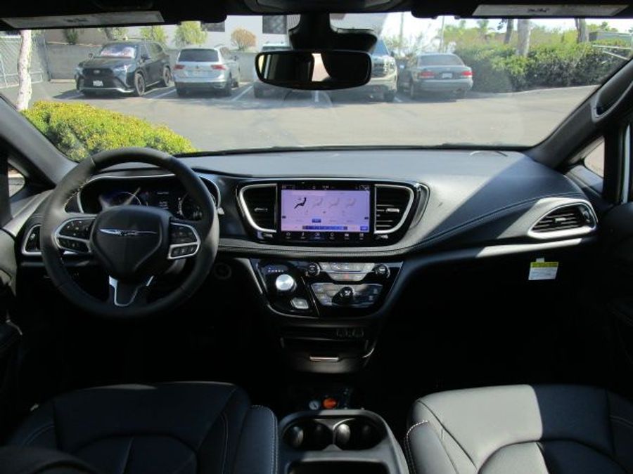 New 2025 Chrysler Pacifica Select Safety - BraunAbility Rear Entry Entry Fold Out Manual Ramp