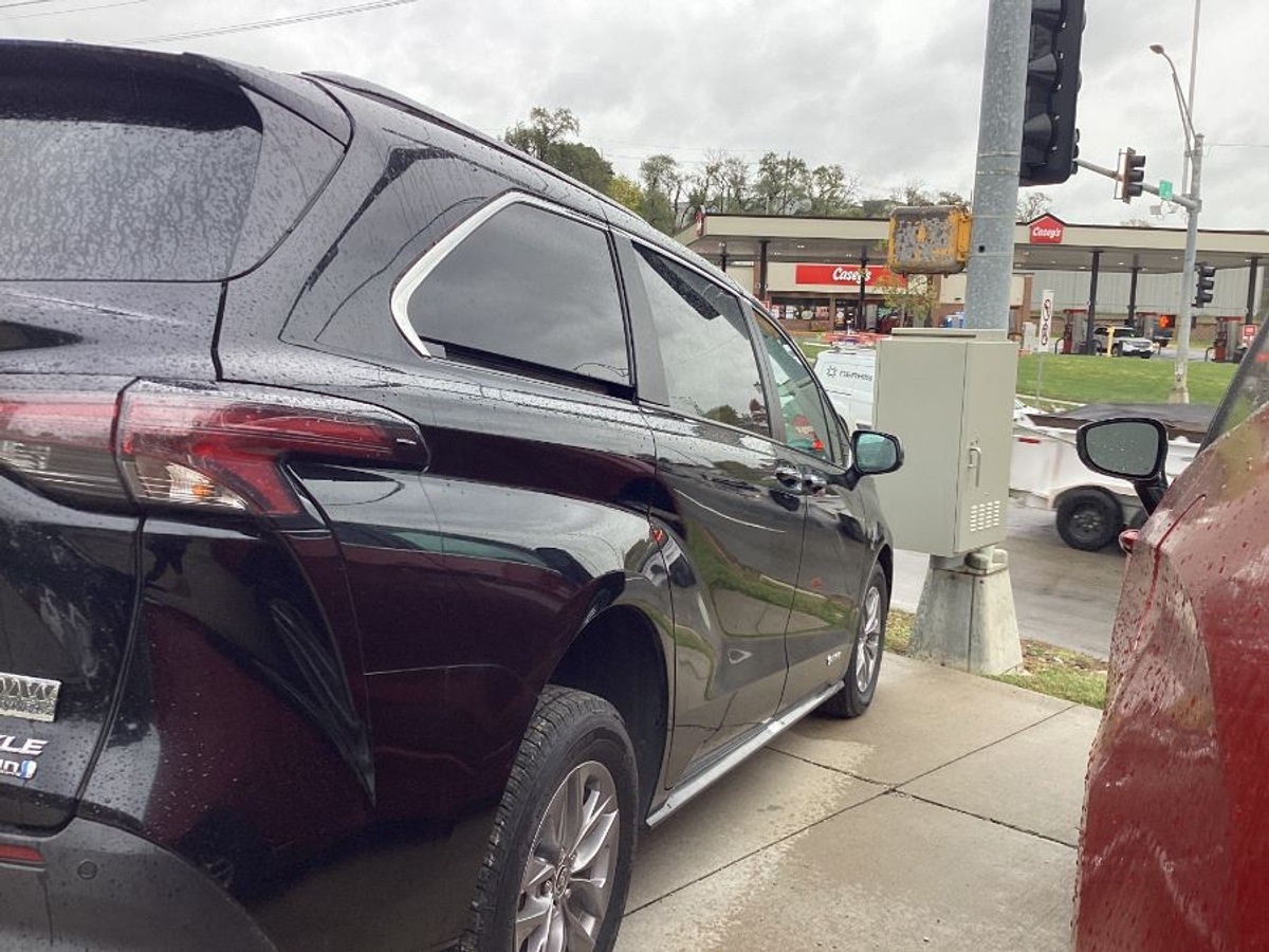 2024 TOYOTA SIENNA - Image 6