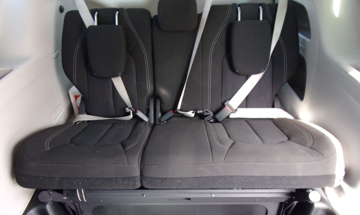 2023 CHRYSLER VOYAGER - Image 15