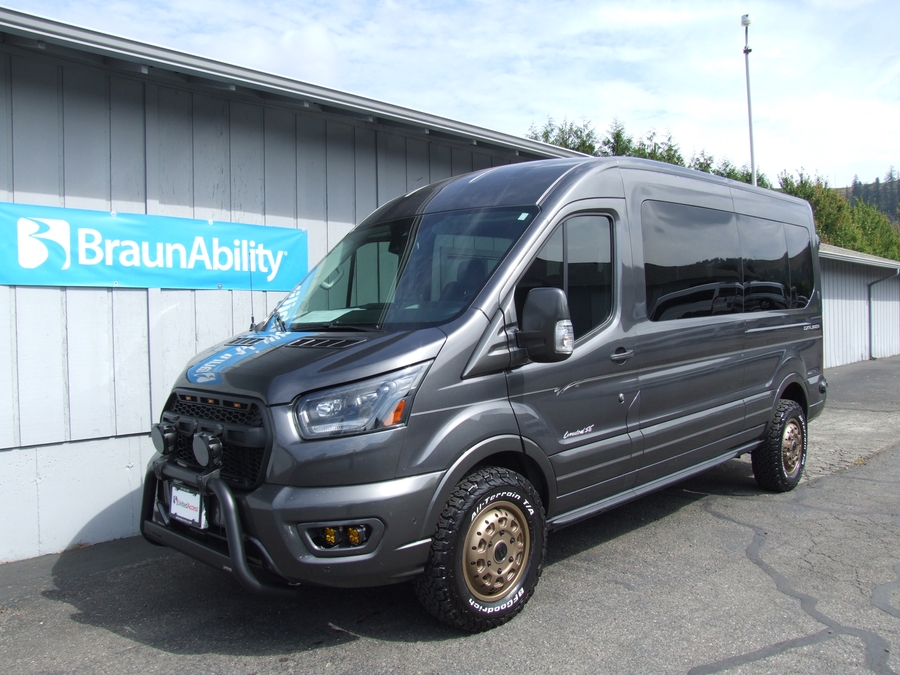 Used 2020 Ford Transit 250 MR 148" WB - Rear Entry Entry Lift Automatic Ramp