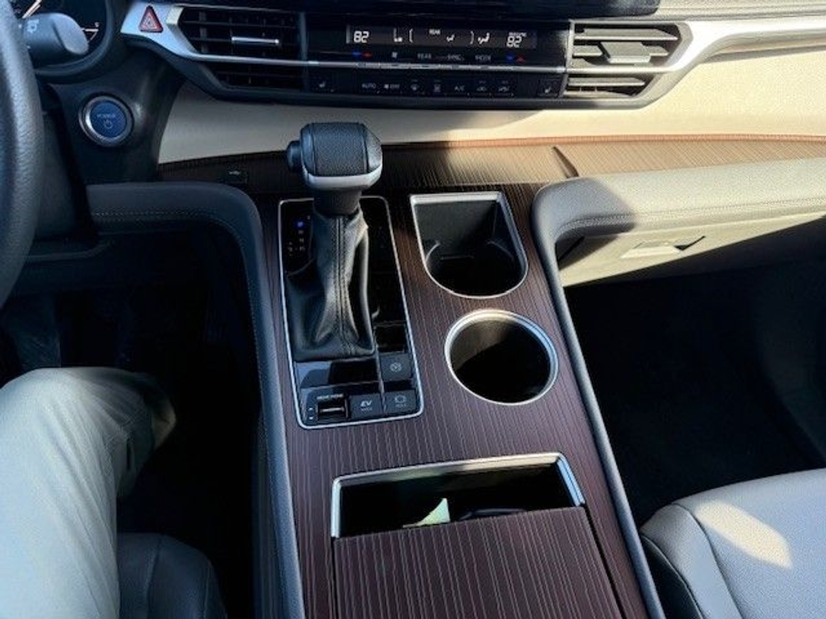 2024 TOYOTA SIENNA - Image 30