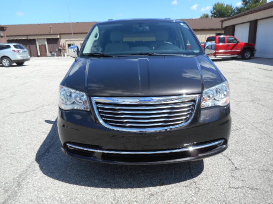 Mocha Java Pearl Chrysler Town and Country image number 2
