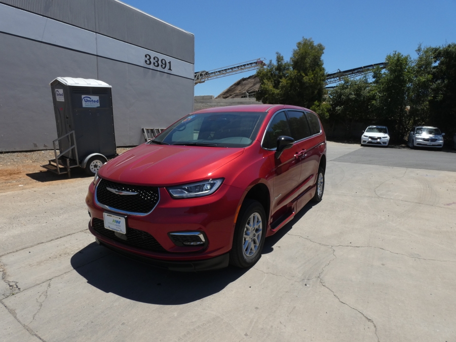 Red Chrysler Pacifica image number 9