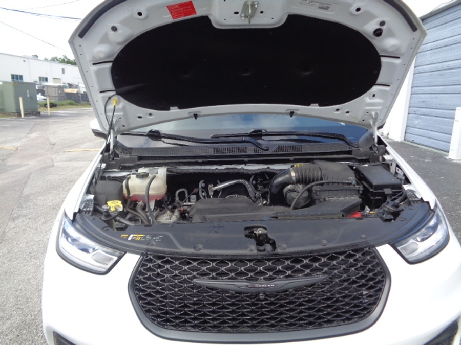 Used 2023 Chrysler Pacifica Touring L Sport - BraunAbility Side Entry Entry Fold Out Automatic Ramp