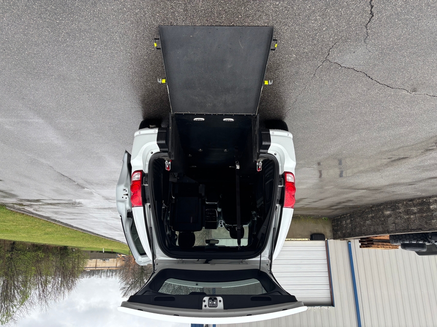Used 2019 Dodge Grand Caravan GT - International Mobility Rear Entry Entry Fold Out Manual Ramp