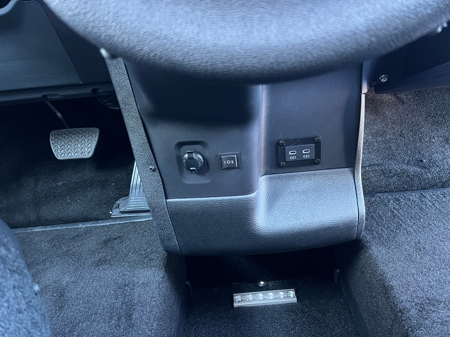 New 2025 Toyota Sienna Hybrid LE AWD - VMI  Entry  Ramp