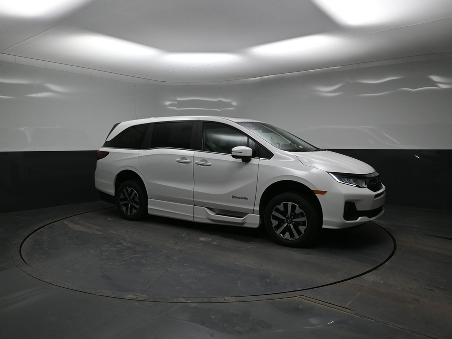 New 2026 Honda Odyssey EX-L - BraunAbility Side Entry Entry In Floor Automatic Ramp
