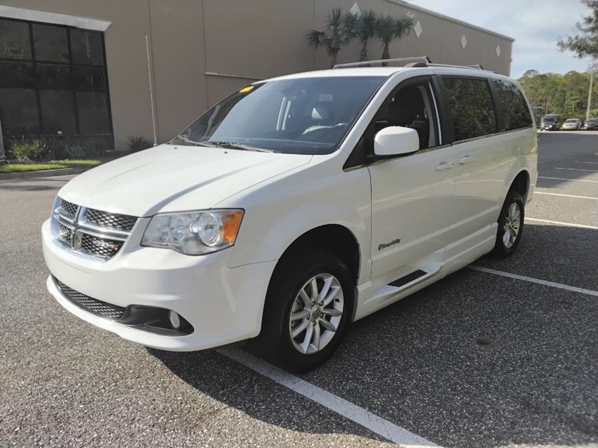 2019 DODGE GRAND CARAVAN - Image 2
