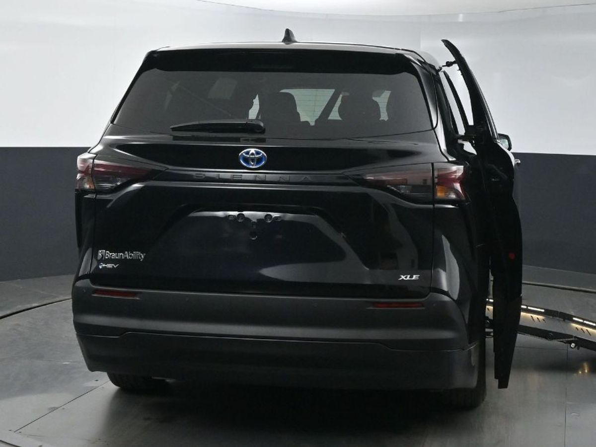 2025 TOYOTA SIENNA - Image 7