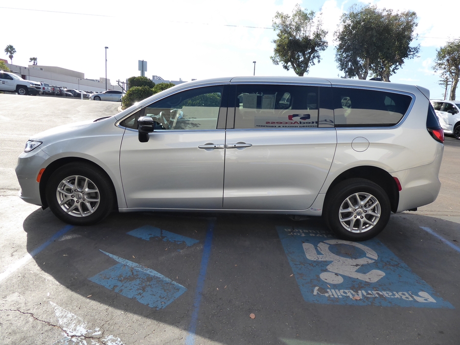 Used 2024 Chrysler Pacifica Touring - ATS Rear Entry Fold Out Manual Ramp