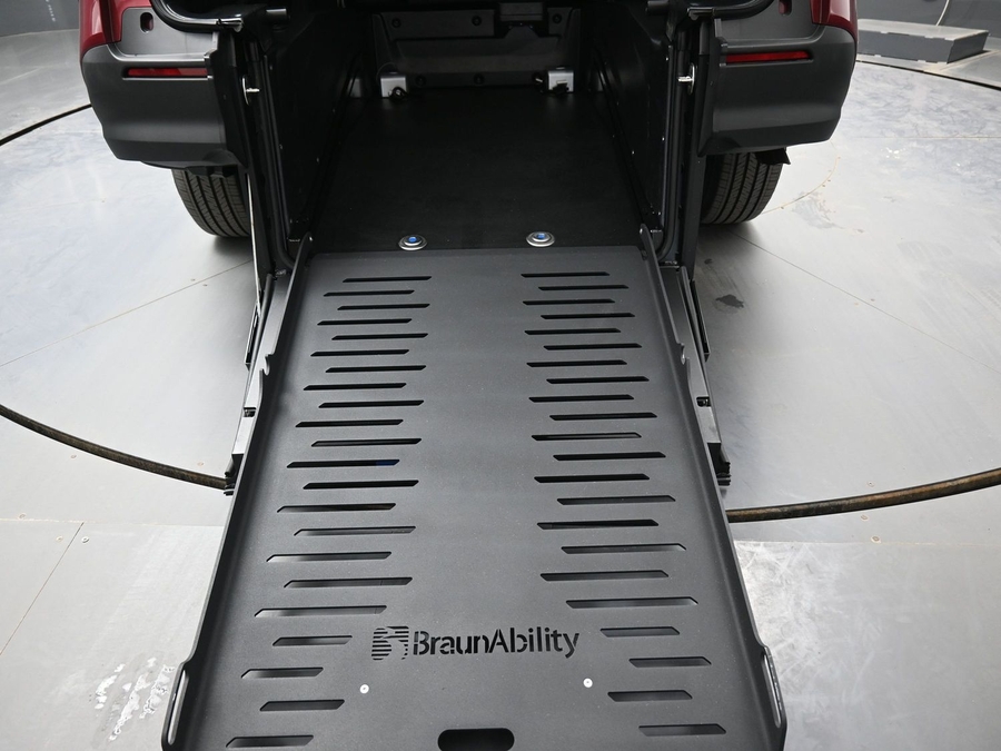 New 2026 Toyota Sienna Hybrid LE - BraunAbility Commercial Rear Entry Entry Fold Out Manual Ramp