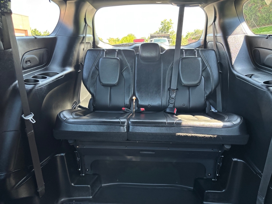 Used 2021 Chrysler Pacifica Touring L - BraunAbility Side Entry In Floor Automatic Ramp