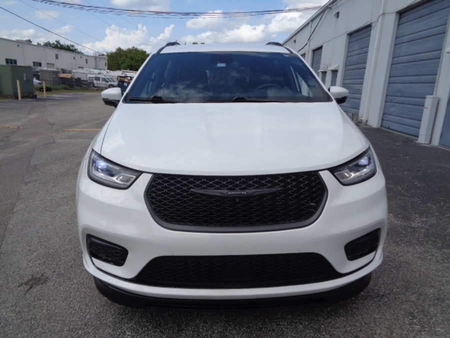 Used 2023 Chrysler Pacifica Touring L Sport - BraunAbility Side Entry Entry Fold Out Automatic Ramp