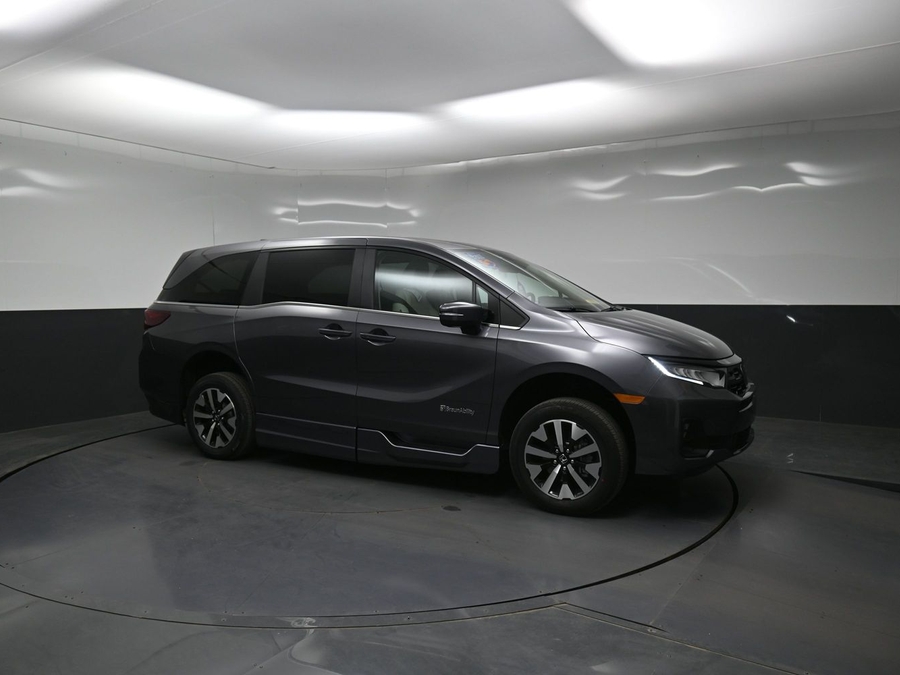 Grey Honda Odyssey image number 12