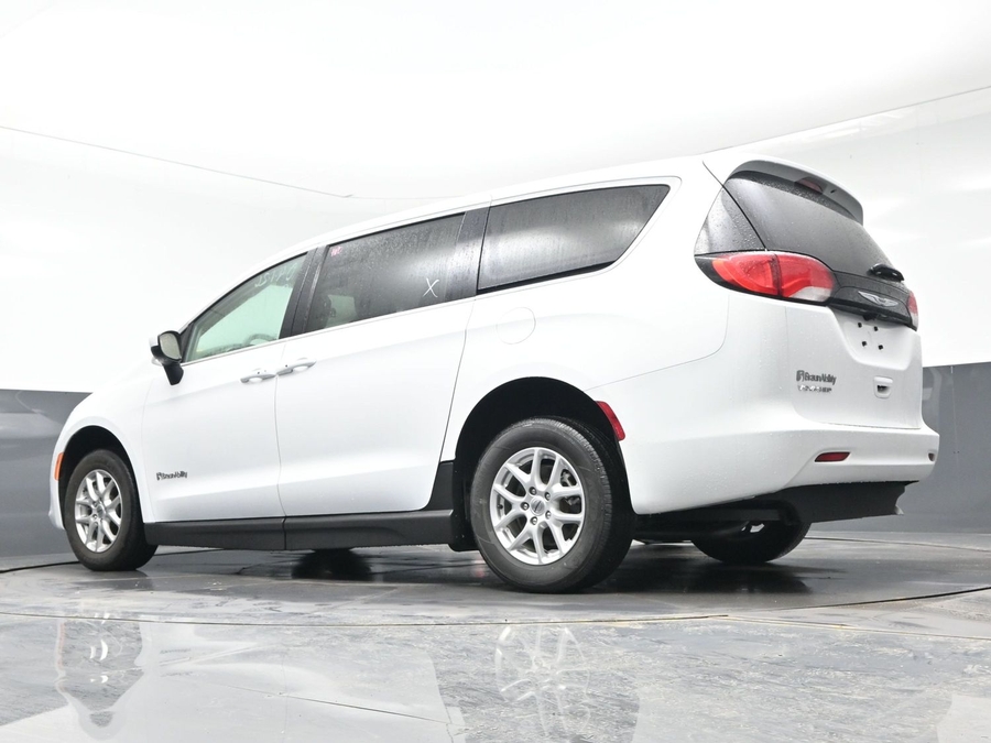Used 2022 Chrysler Voyager LX - BraunAbility Side Entry Entry Fold Out Manual Ramp