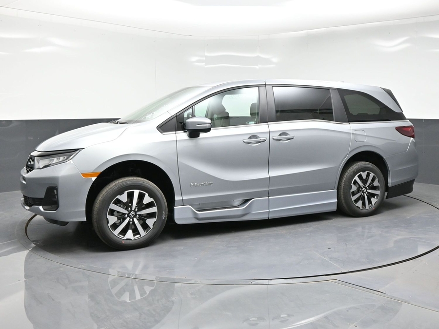 New 2026 Honda Odyssey EX-L - BraunAbility Side Entry In Floor Automatic Ramp