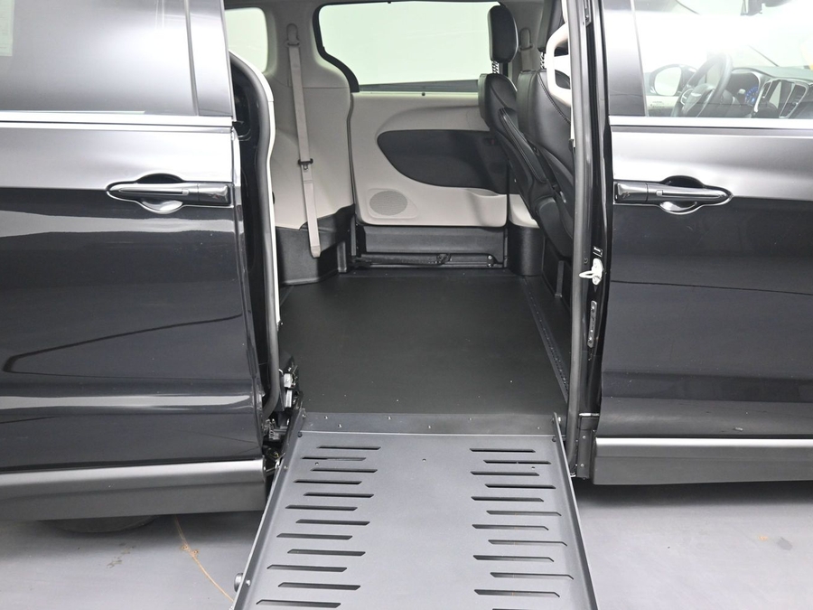 Used 2024 Chrysler Pacifica Touring L - BraunAbility Side Entry Fold Out Manual Ramp