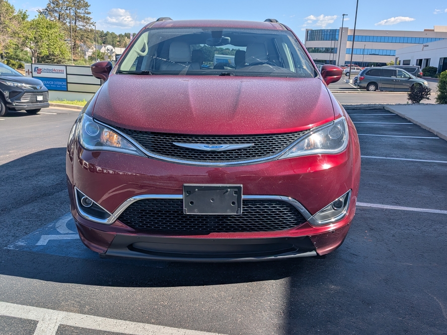 Used 2017 Chrysler Pacifica Touring L - BraunAbility Side Entry In Floor Automatic Ramp