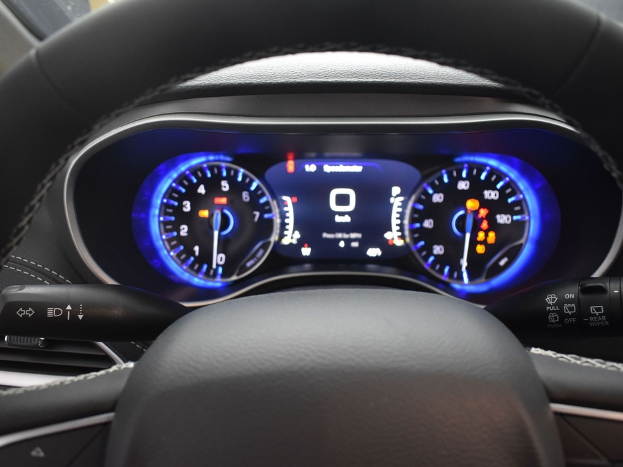 New 2025 Chrysler Pacifica Select Safety - BraunAbility Side Entry Entry In Floor Automatic Ramp