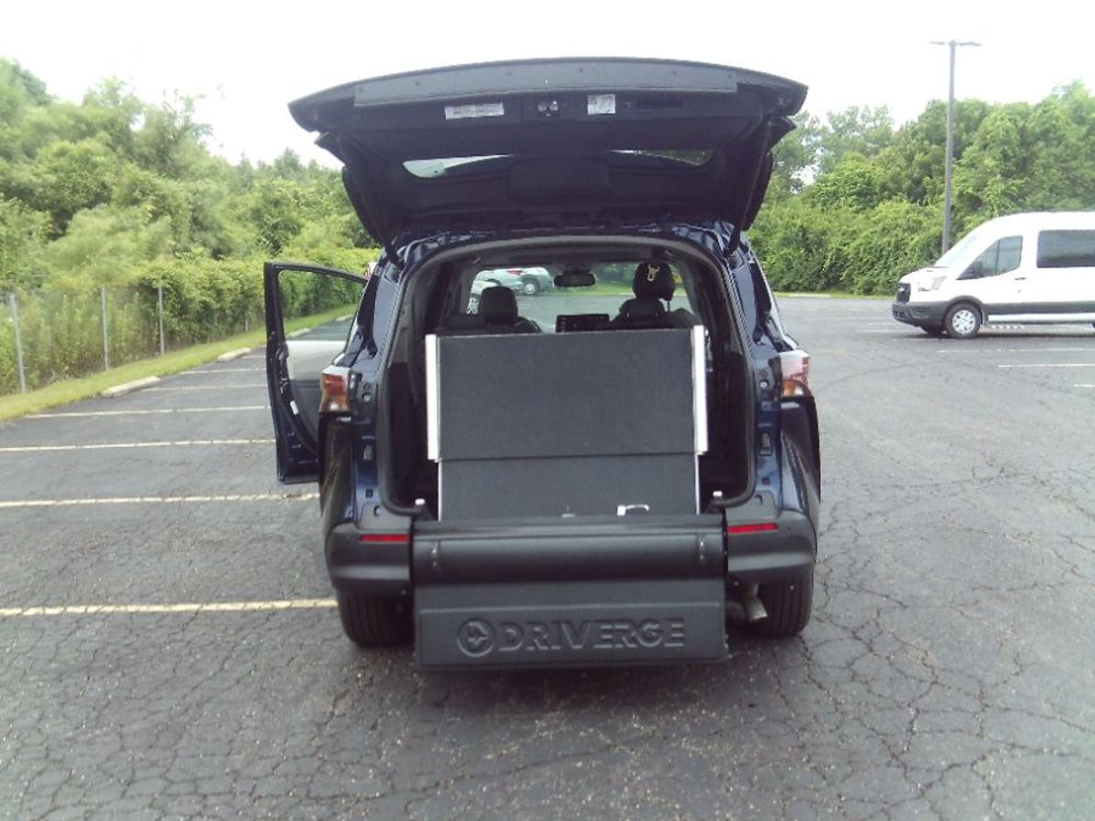 2024 TOYOTA SIENNA - Image 19