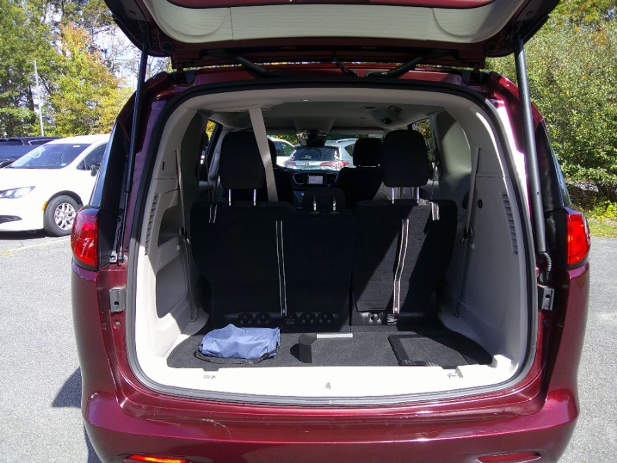 2023 CHRYSLER VOYAGER - Image 14