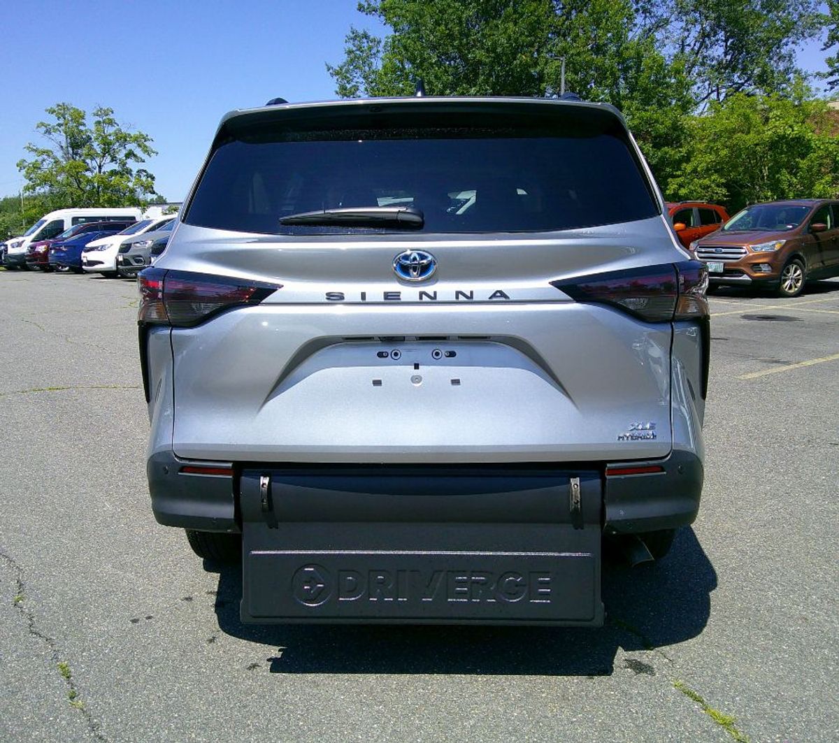 2024 TOYOTA SIENNA - Image 9