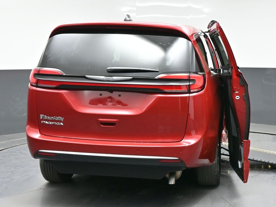 Red Chrysler Pacifica image number 5