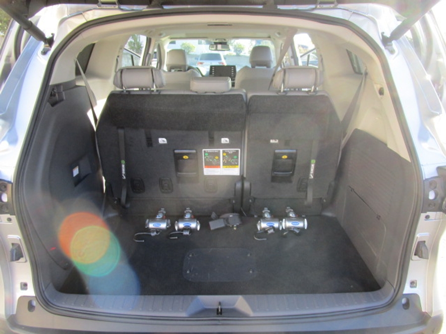 Used 2024 Toyota Sienna Hybrid XLE Base - BraunAbility Side Entry Entry Fold Out Automatic Ramp