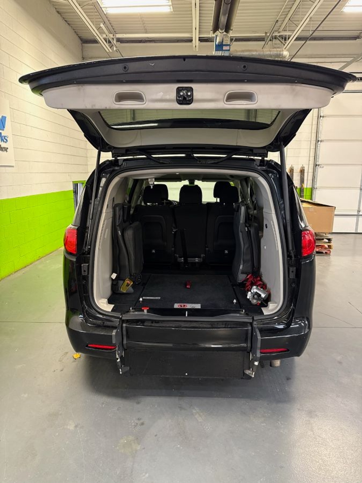 2022 CHRYSLER VOYAGER - Image 10