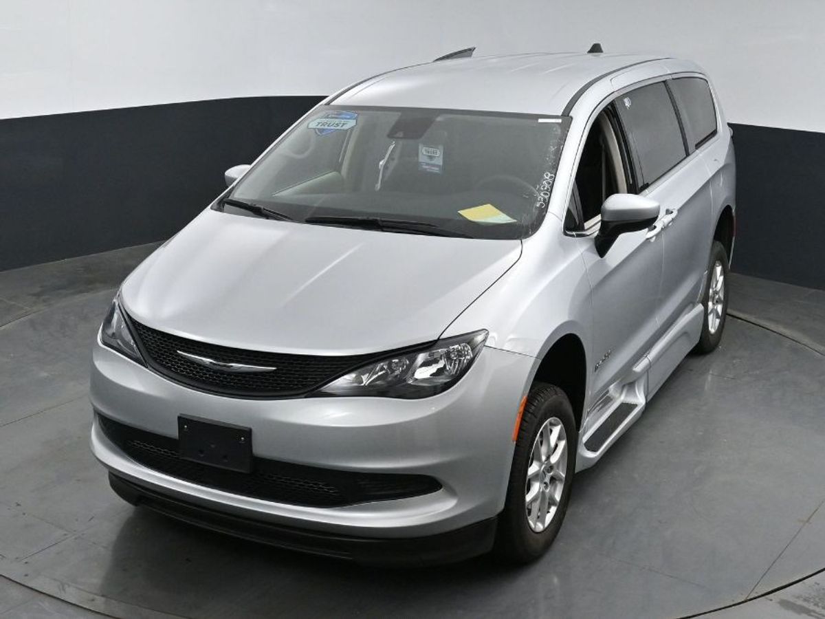 2023 CHRYSLER VOYAGER - Image 15