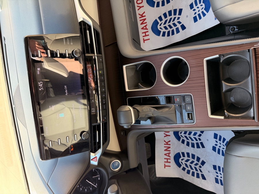 2024 TOYOTA SIENNA - Image 6