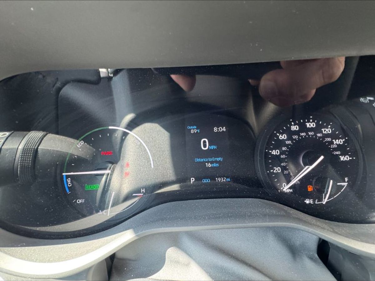 2024 TOYOTA SIENNA - Image 11