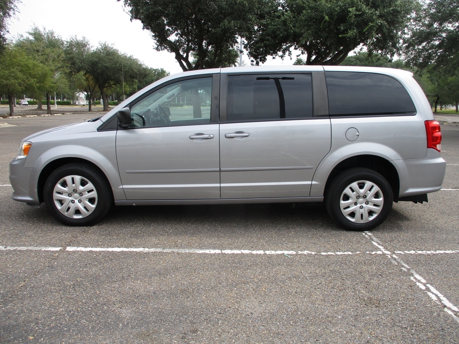 Used 2017 Dodge Grand Caravan SE - International Mobility Rear Entry Fold Out Manual Ramp