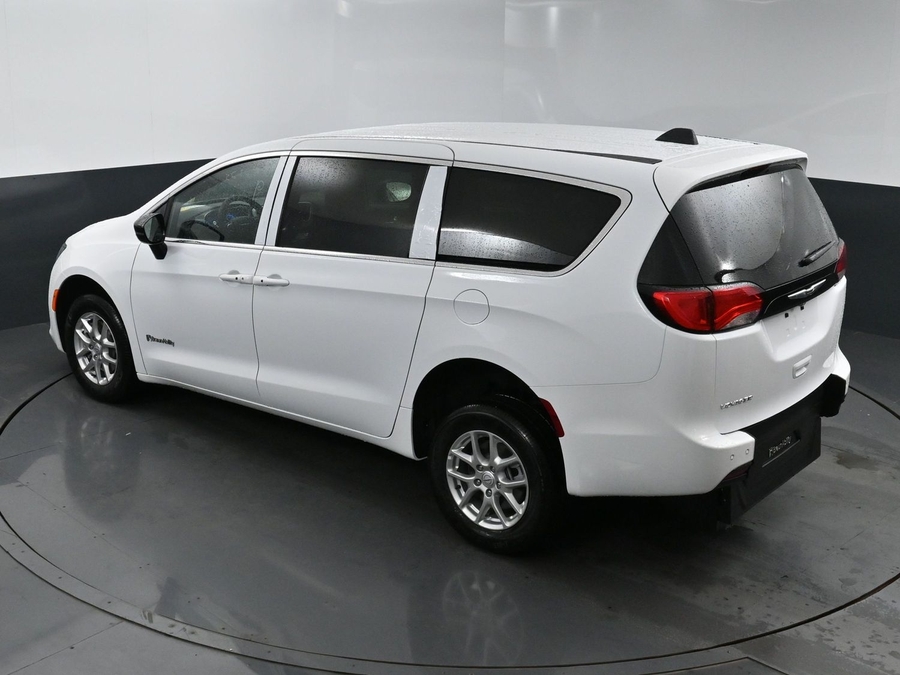 New 2025 Chrysler Voyager LX - BraunAbility Rear Entry Entry Fold Out Manual Ramp