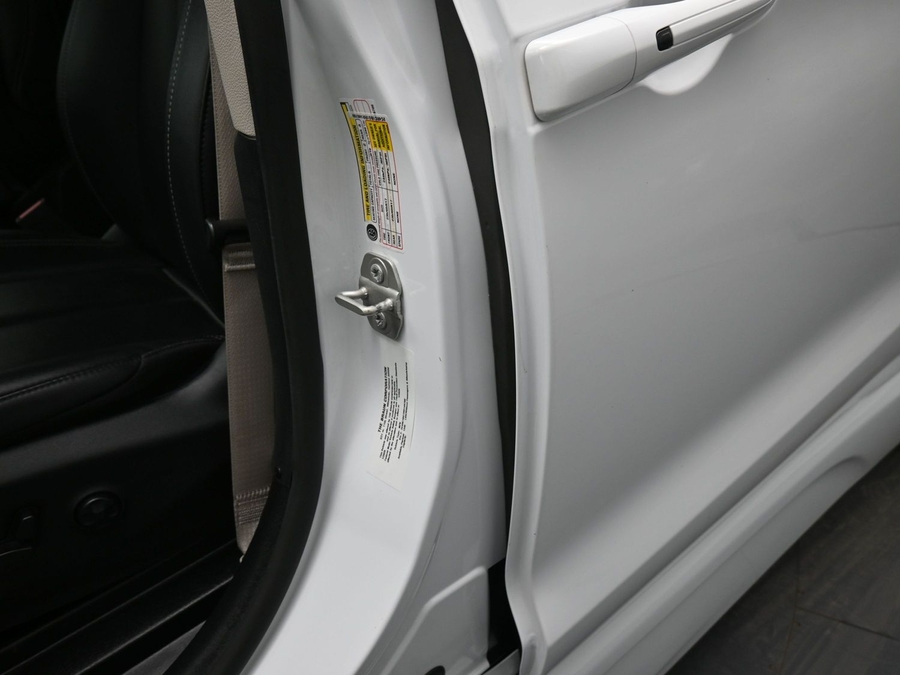 Used 2024 Chrysler Pacifica Touring L - BraunAbility Side Entry Entry In Floor Automatic Ramp