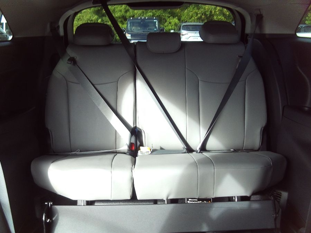 2025 TOYOTA SIENNA - Image 17