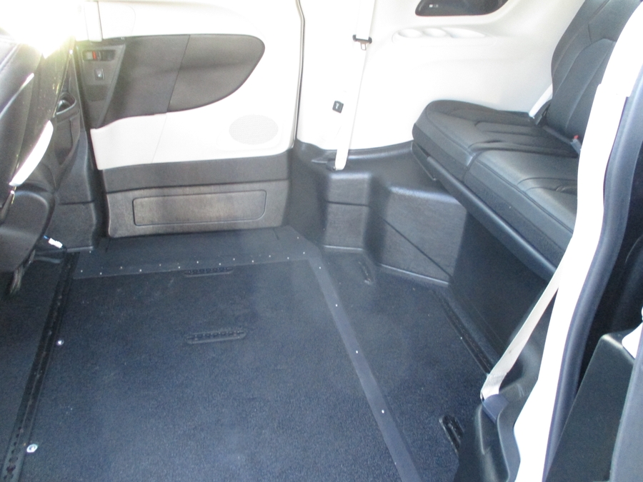 Used 2018 Chrysler Pacifica Touring L Plus - VMI Side Entry Entry In Floor Automatic Ramp