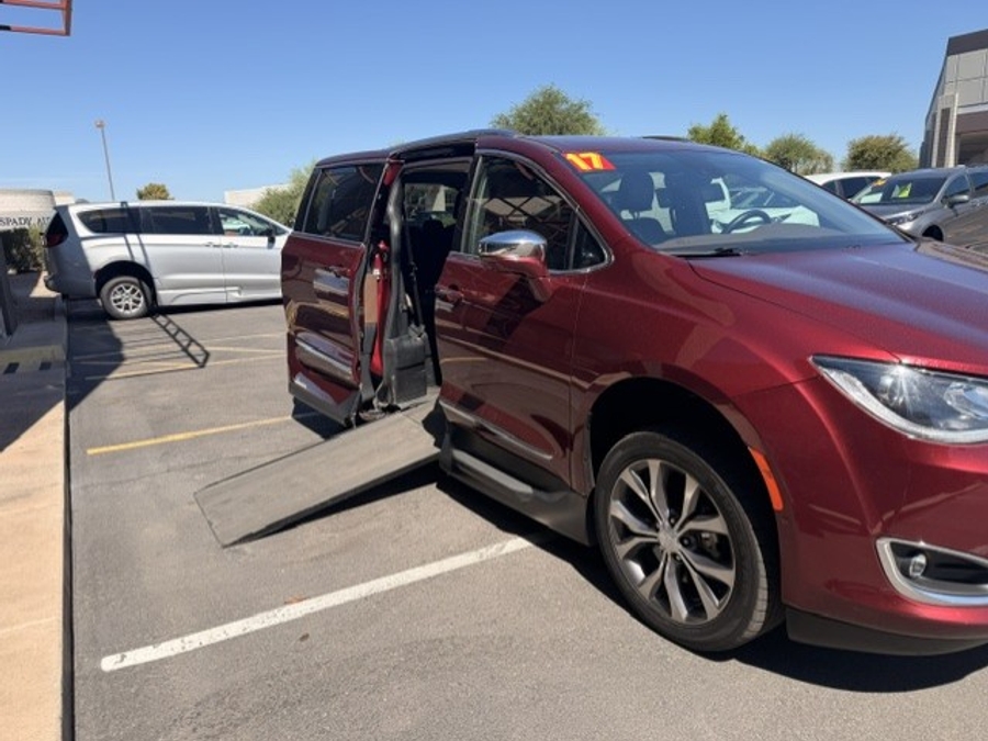 Used 2017 Chrysler Pacifica Limited - VMI Side Entry In Floor Automatic Ramp