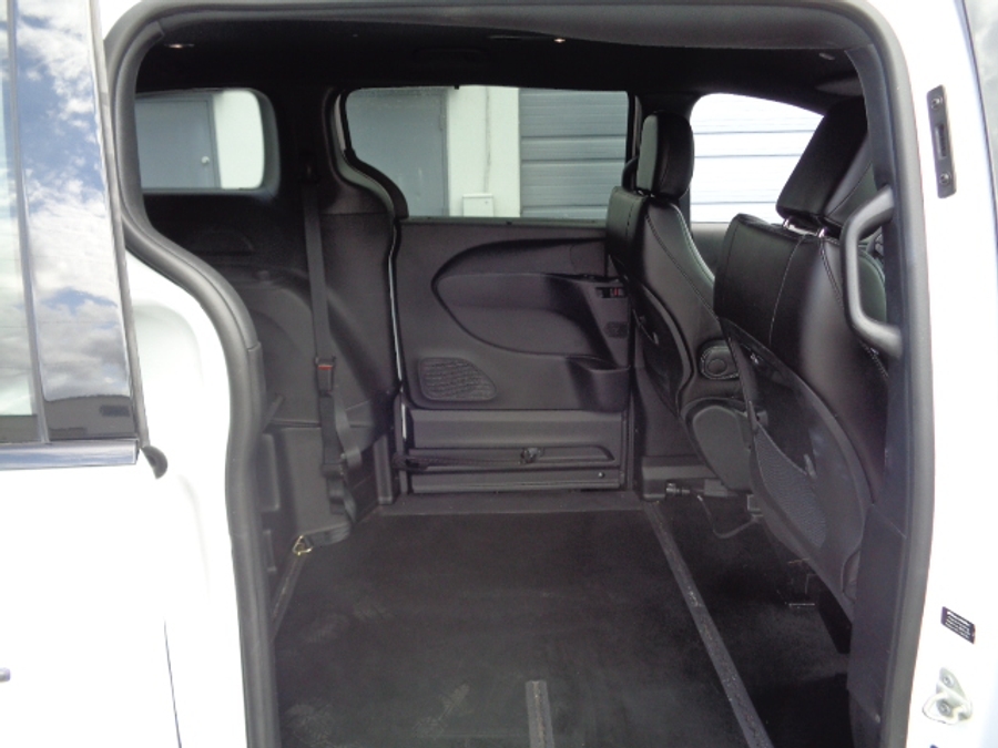 Used 2023 Chrysler Pacifica Touring L Sport - BraunAbility Side Entry Entry Fold Out Automatic Ramp